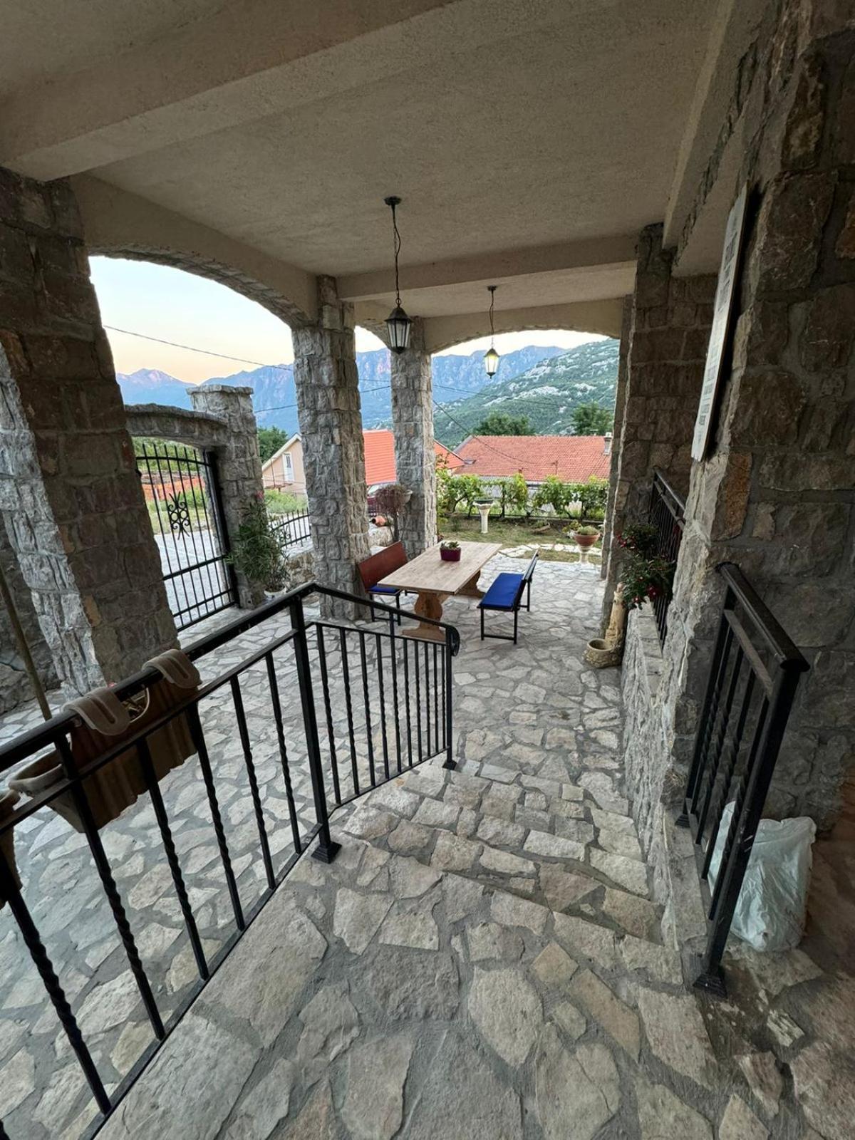 Villagio Virpazar Exterior photo