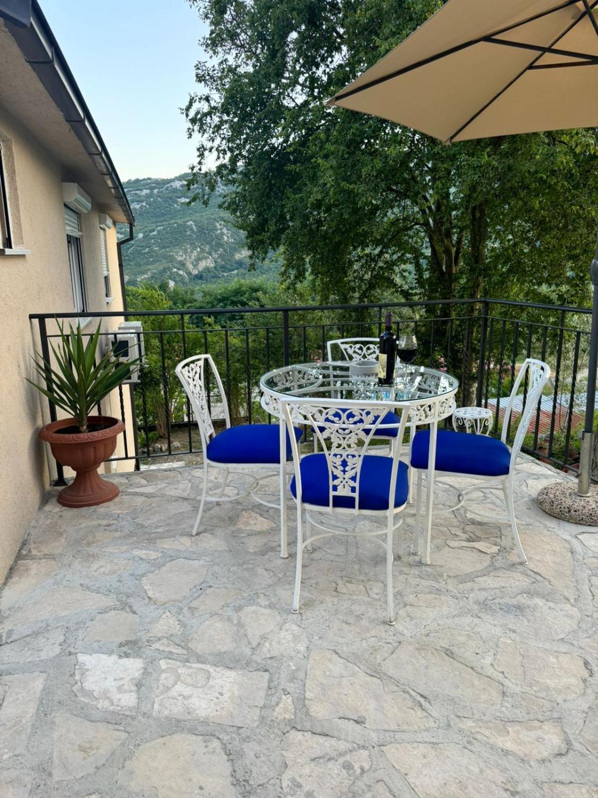 Villagio Virpazar Exterior photo